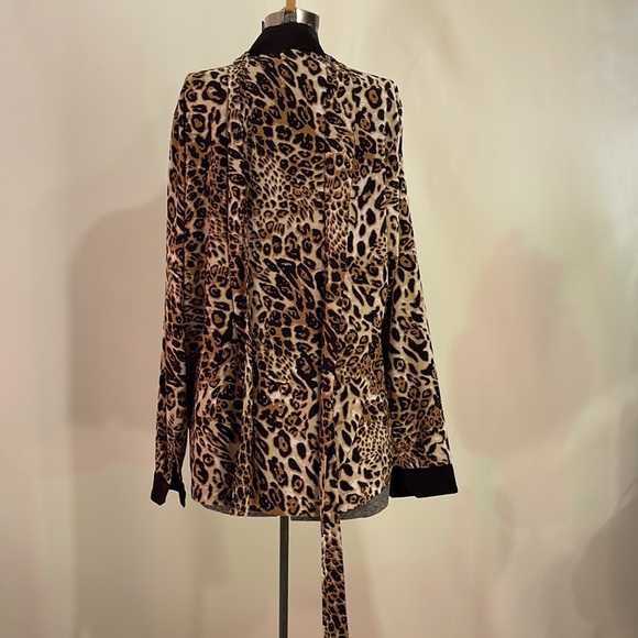 Orttu Leopard Shirt for Men. Size L Daringly Sexy - Picture 6 of 15